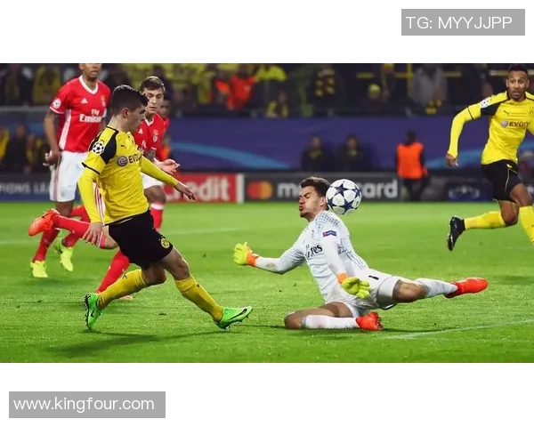 多特蒙德迎战劲敌全力以赴 确保主场优势力争三分 多特蒙德迎战劲敌全力以赴 确保主场优势力争三分